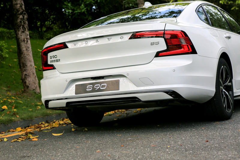 2020款全新沃尔沃s90试驾视频,顺应时代的改变