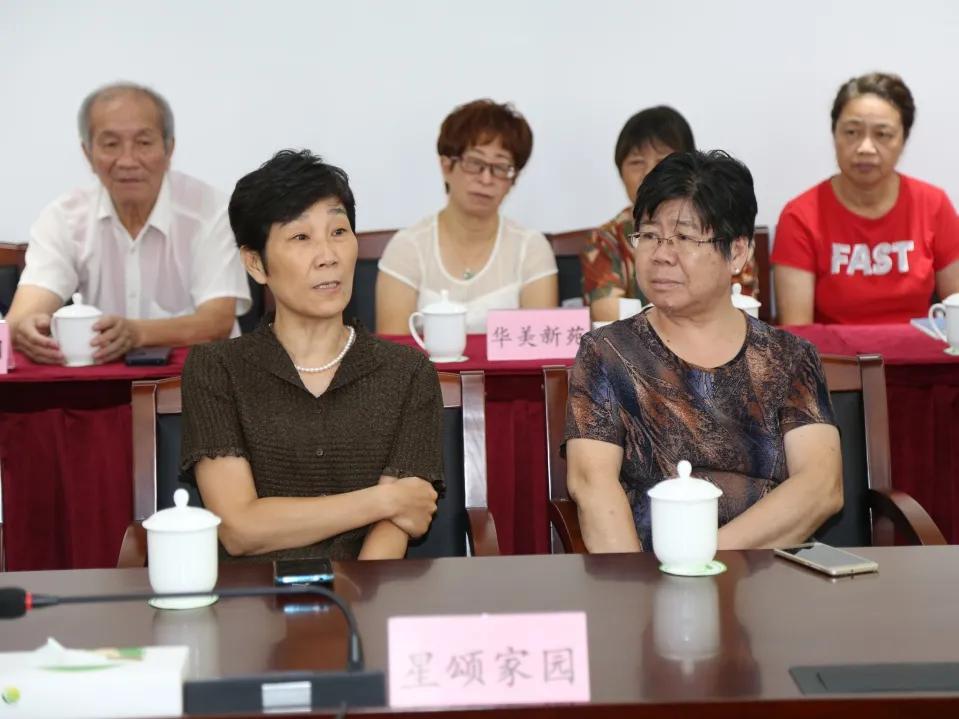 文明实践志愿服务活动记录怎么写,曹路志愿者日