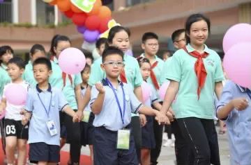 童年是充满诗意的,书香人生诗意童年