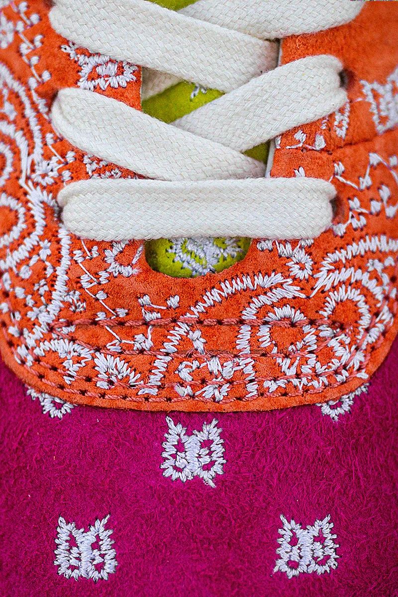 预售小三千！RHUDExVans腰果花开箱！入手方式仅在...