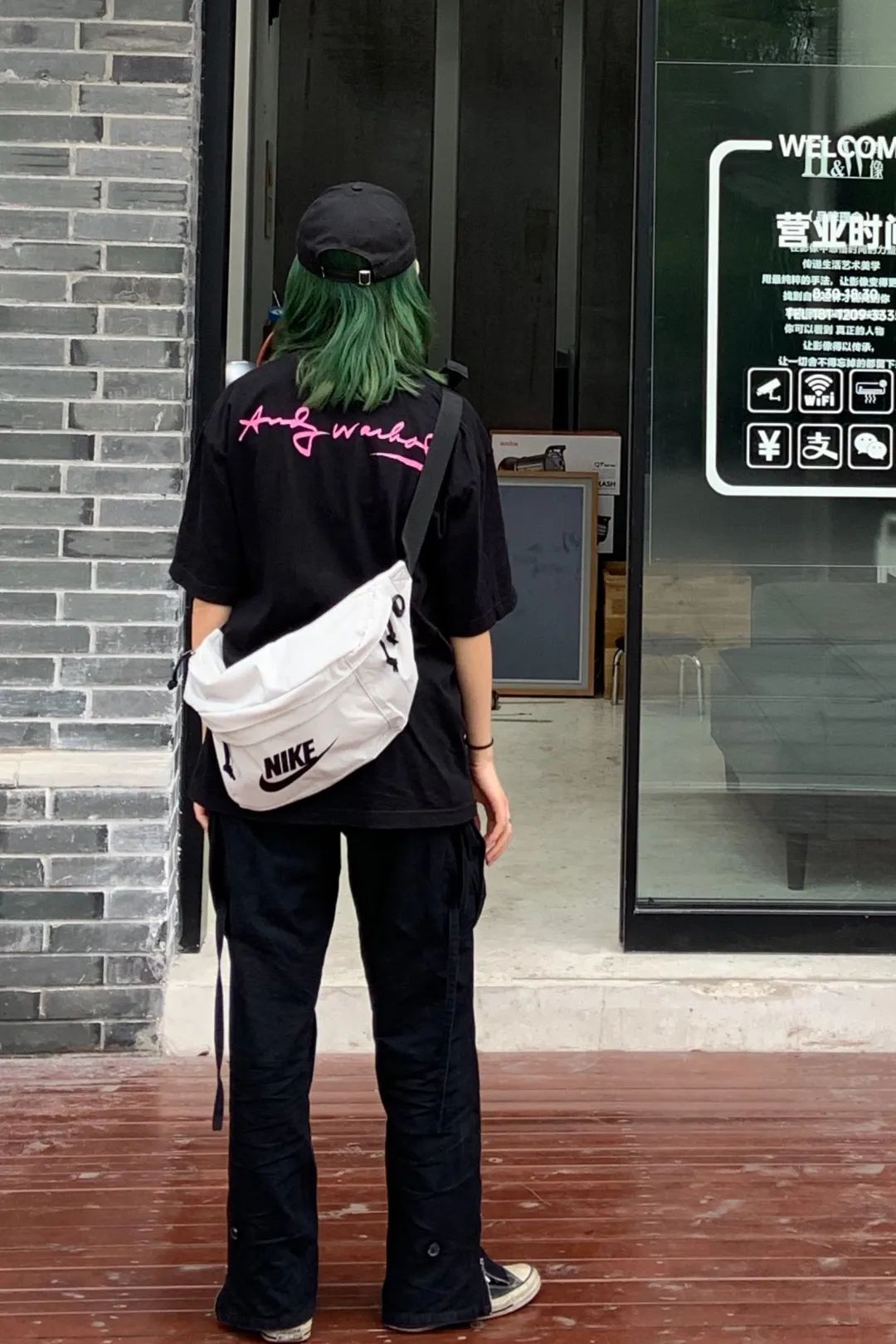 nike腰包最新款,nike最火的腰包