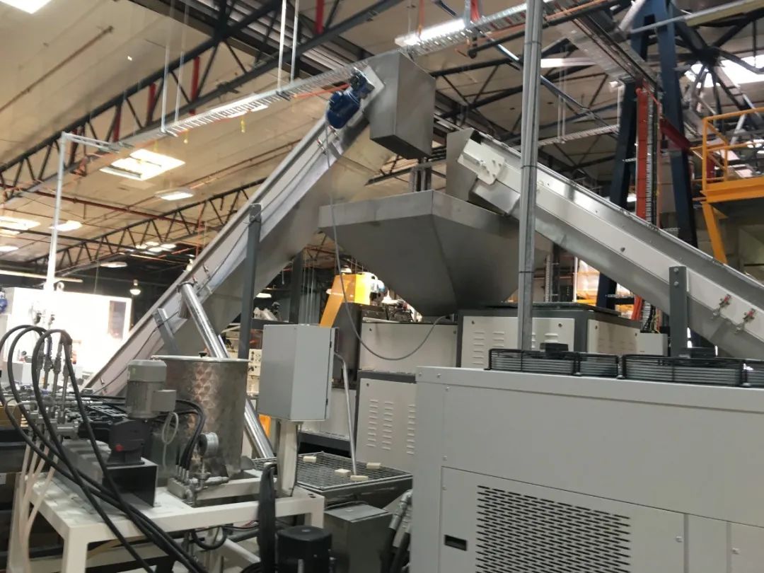 一百多的进口产品,几十万件大量积压原单