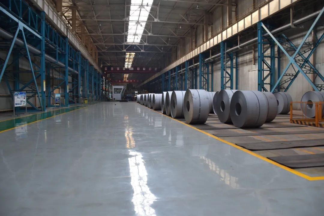 市委书记下乡视察乡办小学,市委书记到乡镇小学视察全集