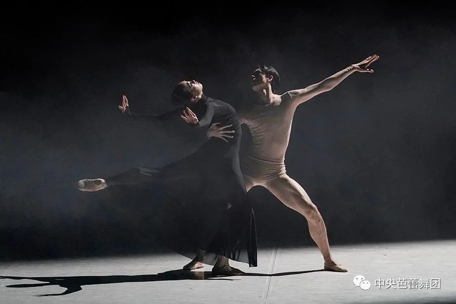 因为这事，这些芭蕾舞演员着急了