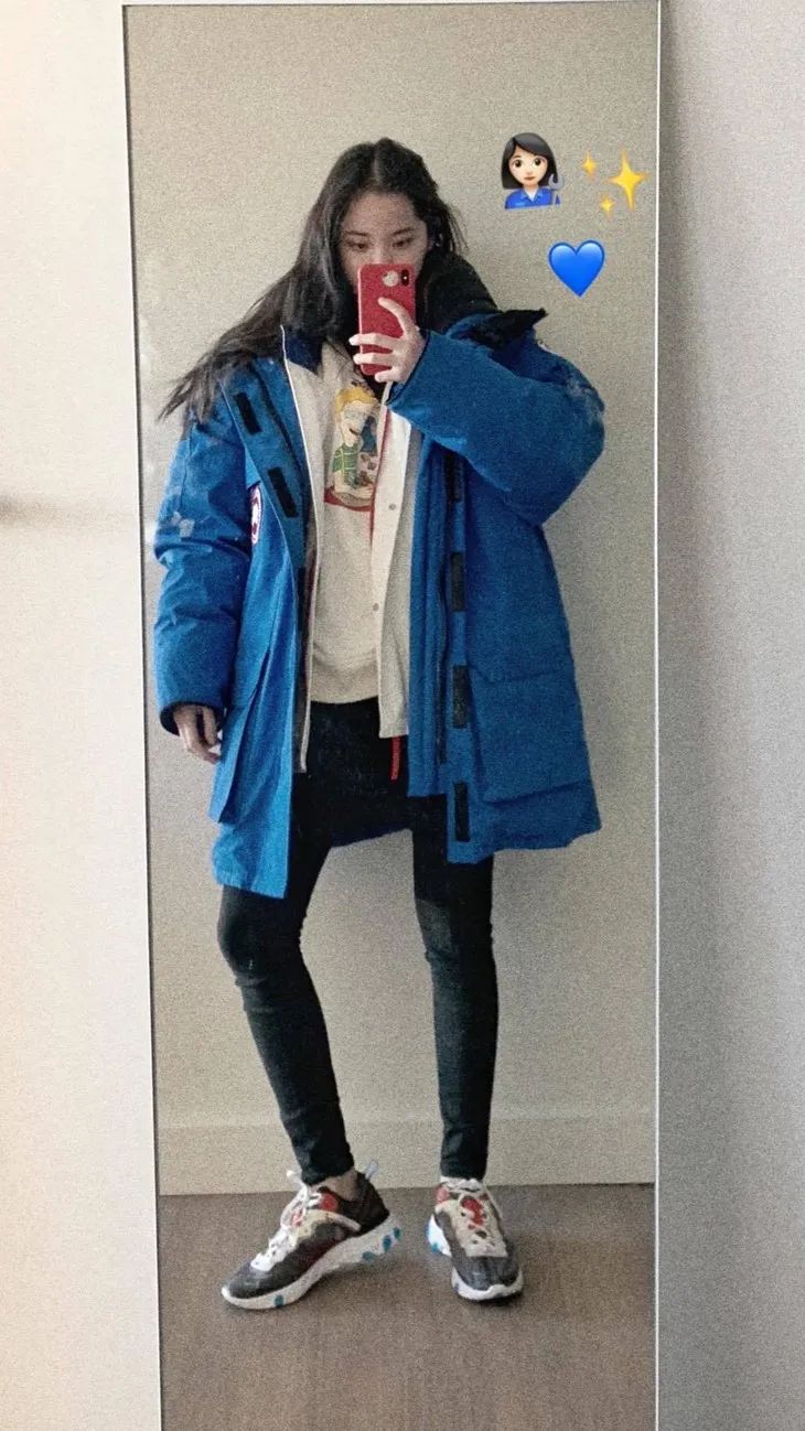 无帽卫衣虞书欣,虞书欣的衣服到底有多少钱