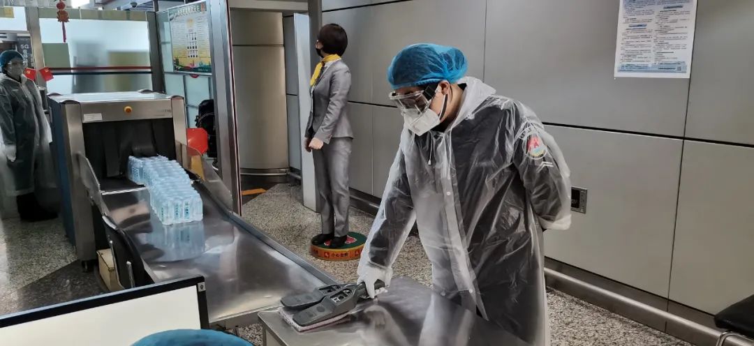 “双节”临近，太原机场迎来客运小高峰，提示：这些东西不能带上飞机