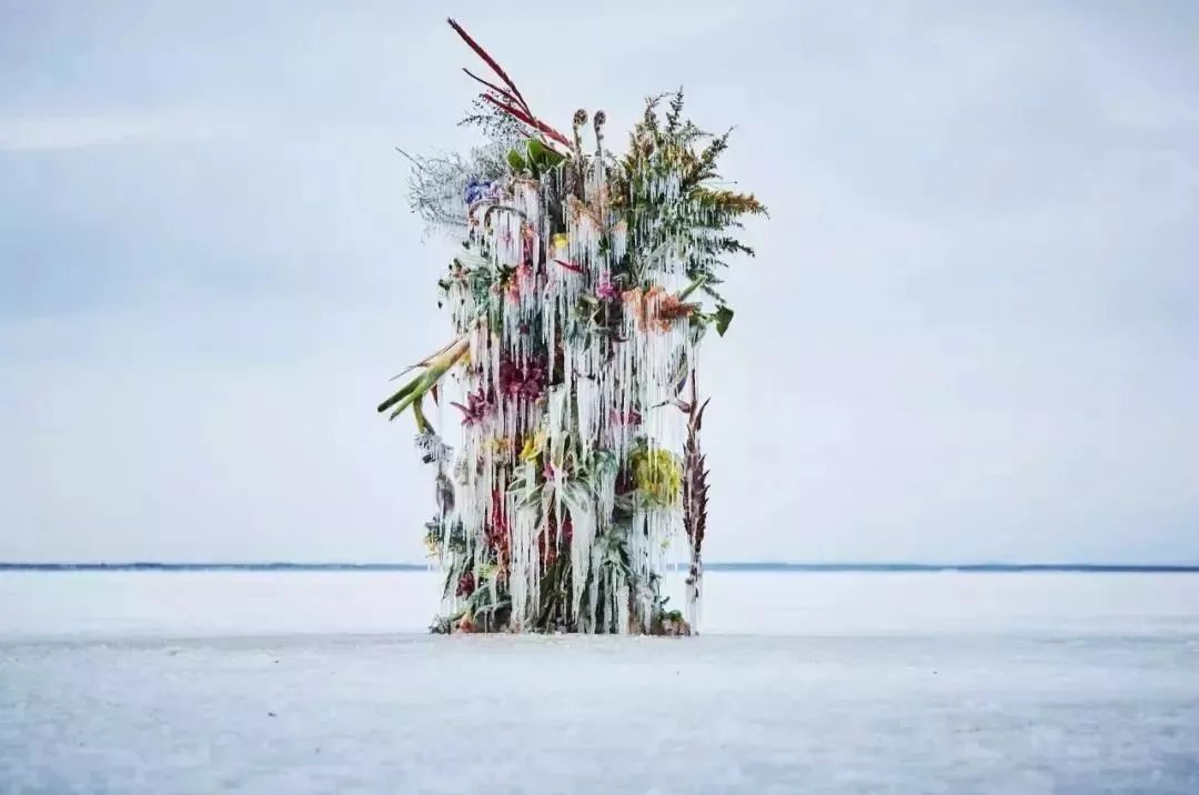 他是日本著名“花花公子”，拈花惹草只为极致的美