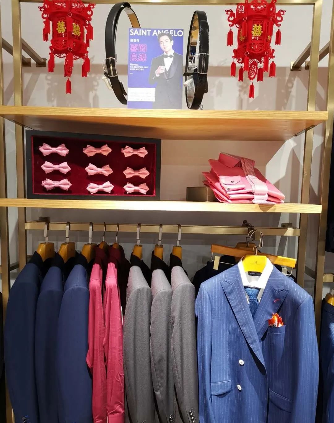 鎶ュ枩楦熺敺瑁呰タ鏈嶆鍝佷笓鍗栧紶鑻ユ榾,鎶ュ枩楦熷紶鑻ユ榾鍚屾瑗挎湇