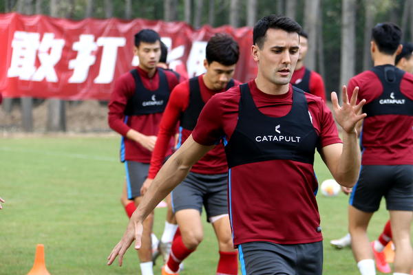 建业主教练哈维尔为何辞职,哈维尔或成建业主教练