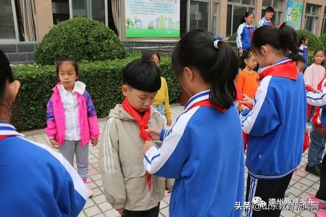 “向*旗国**敬礼做新时代好少年”——德州市光明街小学2020新队员入队仪式