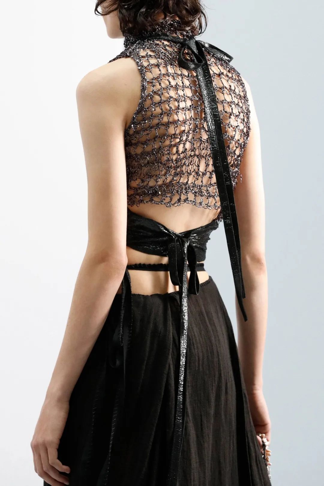 三天打鱼两天晒网｜八戒的珍珠汗衫又在时尚圈翻红了