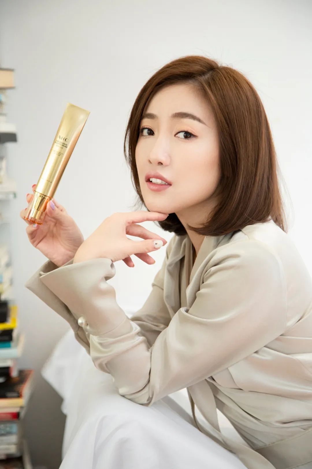 怎样拍出像没化妆一样的好看照片,普通人怎么拍摄出模特效果