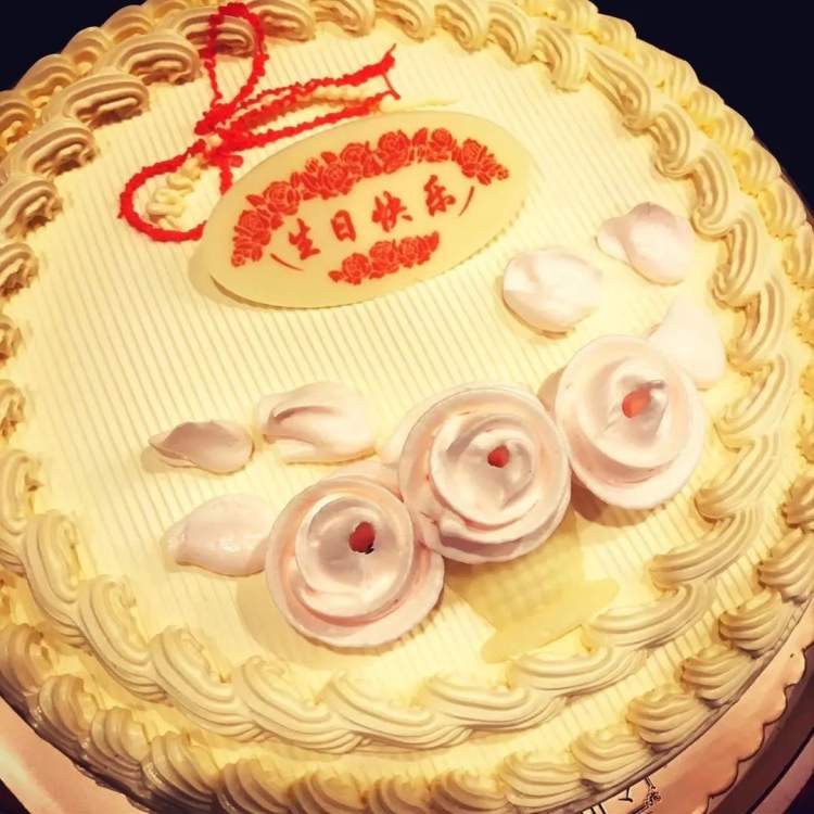 记忆中的老奶油蛋糕,一块奶油蛋糕