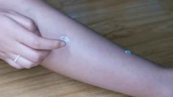 你穿高跟鞋经历过磨脚的痛苦吗,穿高跟鞋脚掌死皮怎么去除