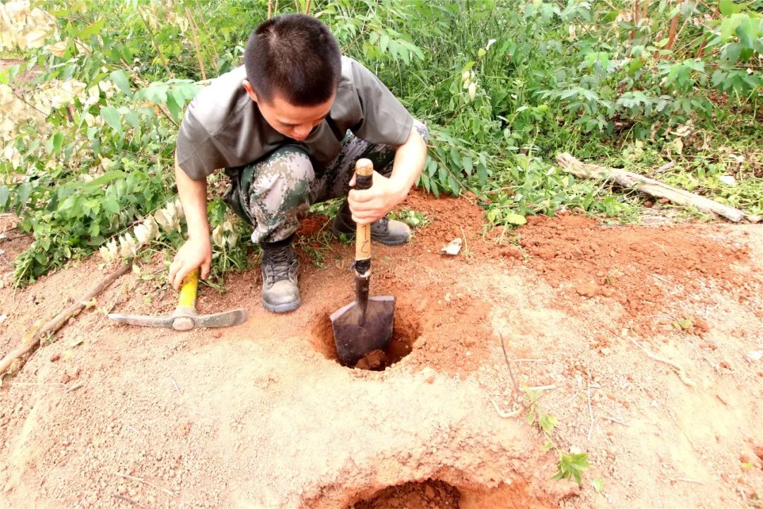 新兵在部队危险吗,新兵野外生存训练