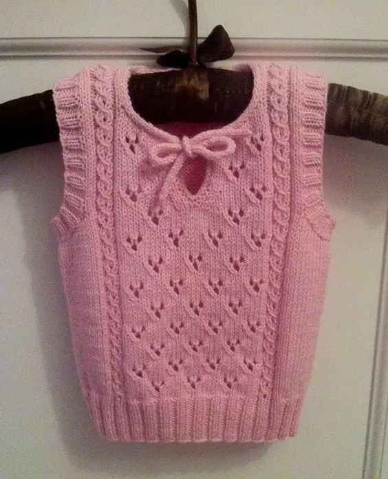 最新款小孩背心的织法,女宝宝带帽毛背心的织法