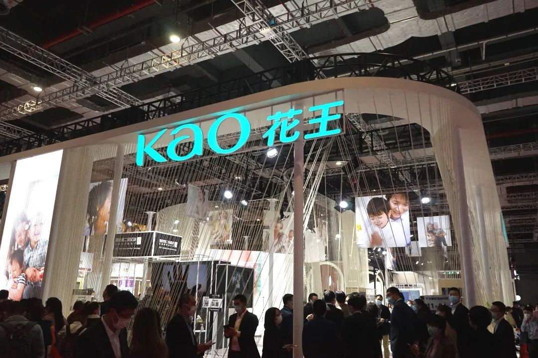 参展闵行企业有啥亮点？跟着区领导逛进博就知道了