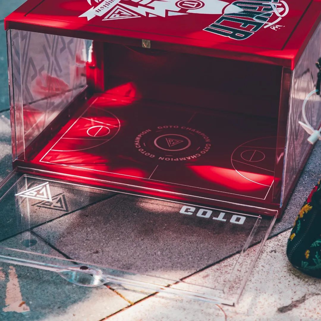 nikesbdunklow最新蓝绿上脚,nikedunksbow联名白绿配色