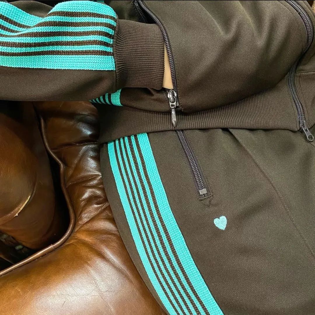 nikesbdunklow最新蓝绿上脚,nikedunksbow联名白绿配色