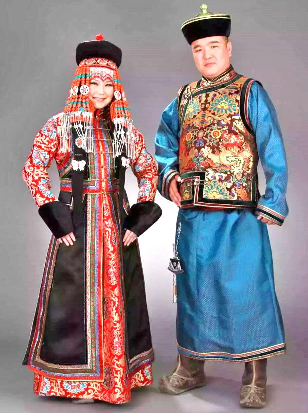 蒙古族的特色服饰图片,蒙古草原风情服饰