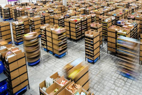 天猫双11超2000亿a股消费爆发,双循环扩大消费