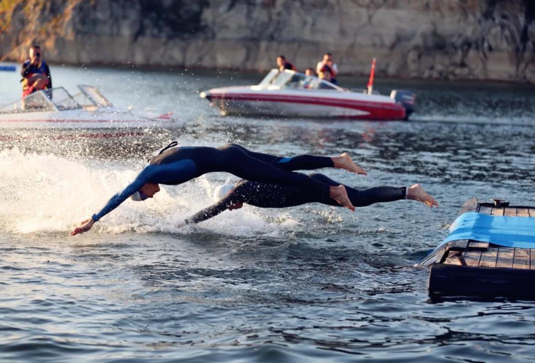 回顾中国疫情三年,2分钟回顾中国疫情三年