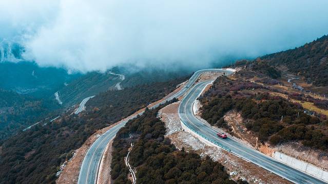 以山川为歌，奔赴一场和远方的约会