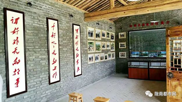 云巅金马池,诗意的远方