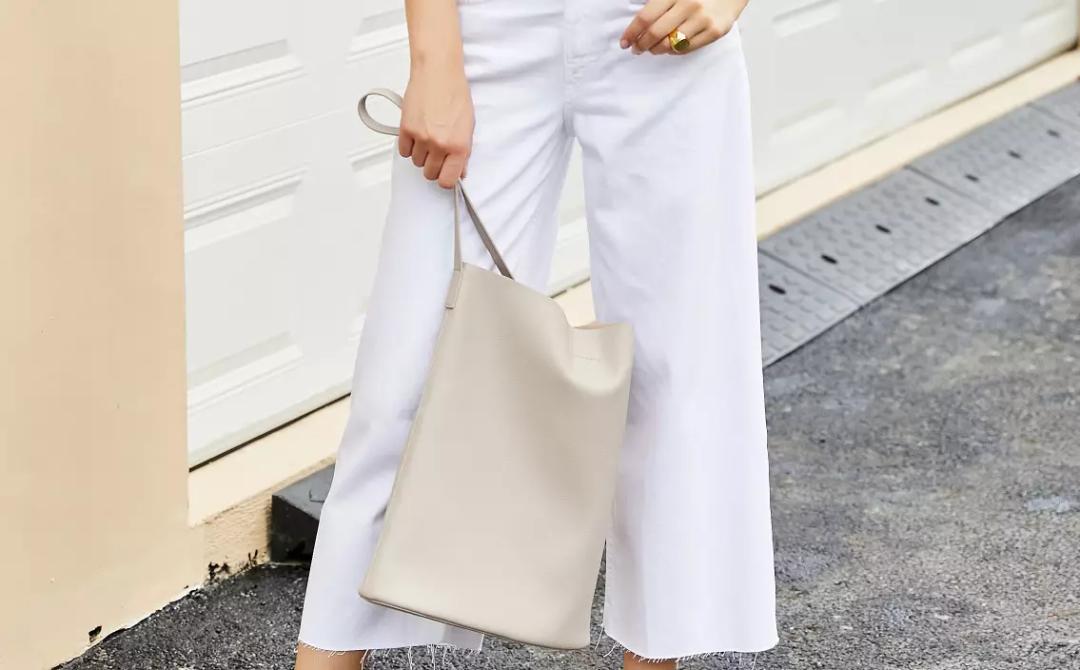 一篇搞懂无纺布墙纸,皮革面料的区别