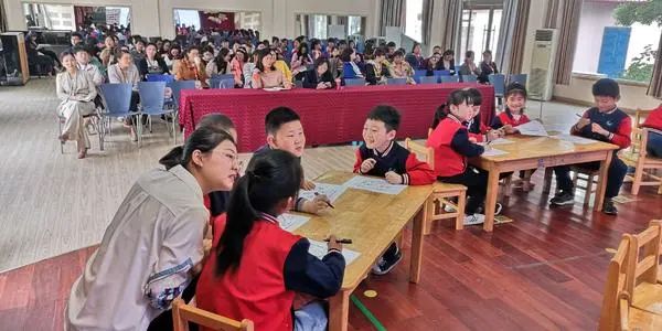 创建美丽乡村的图片,打造家门口优质学校