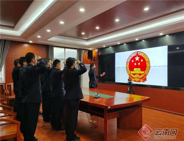 宪法宣传互动,线上线下相结合政策宣传见实效