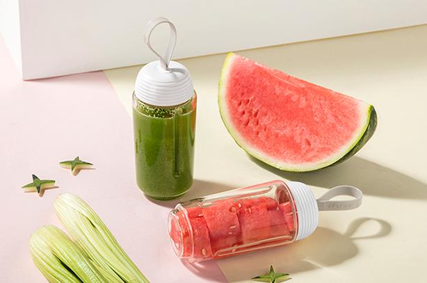 随身破壁榨汁机,随身果汁店几款便携式榨汁机推荐