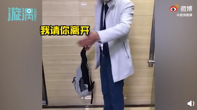 不参加同事生日怎么处理,不参加同事生日宴被辞退合法吗