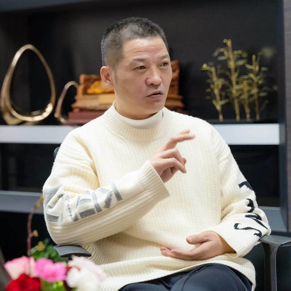 鍛充箣缁濈編铔欒懀浜嬮暱閮己,鍛充箣缁濈編铔欏垱濮嬩汉閮己