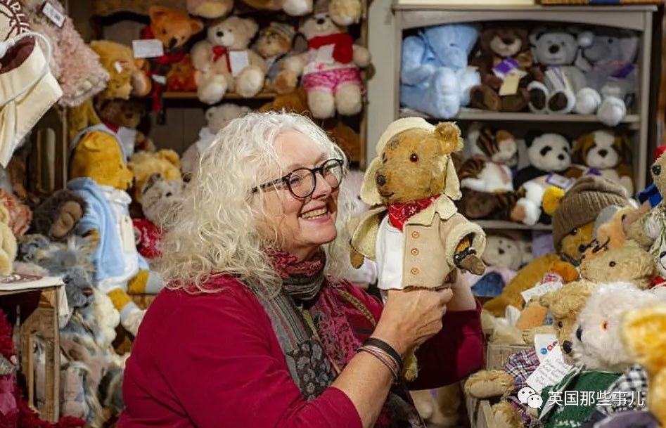 她治好12500只泰迪熊，用毛绒绒治愈自己和无数人…