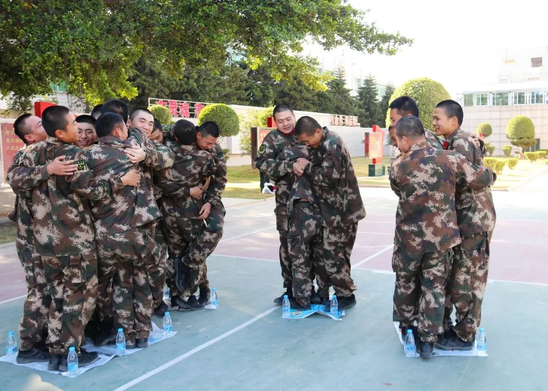 聚焦“第二适应期”丨快来看看*警武**官兵的团体“心理SPA”