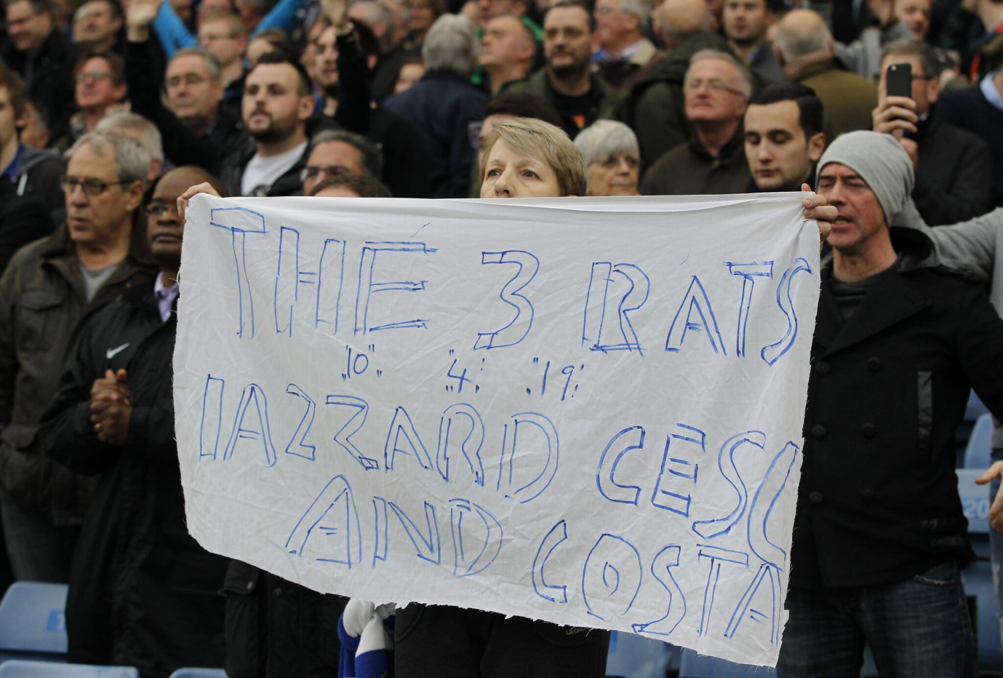 wc22吕迪格和22u吕迪格选哪个,吕迪格起冲突