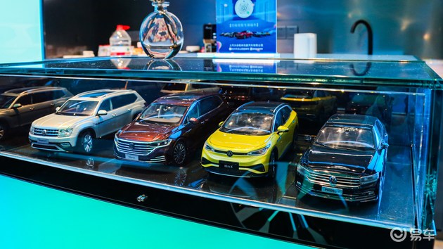 探秘各个店铺,探秘全球唯一8星级店