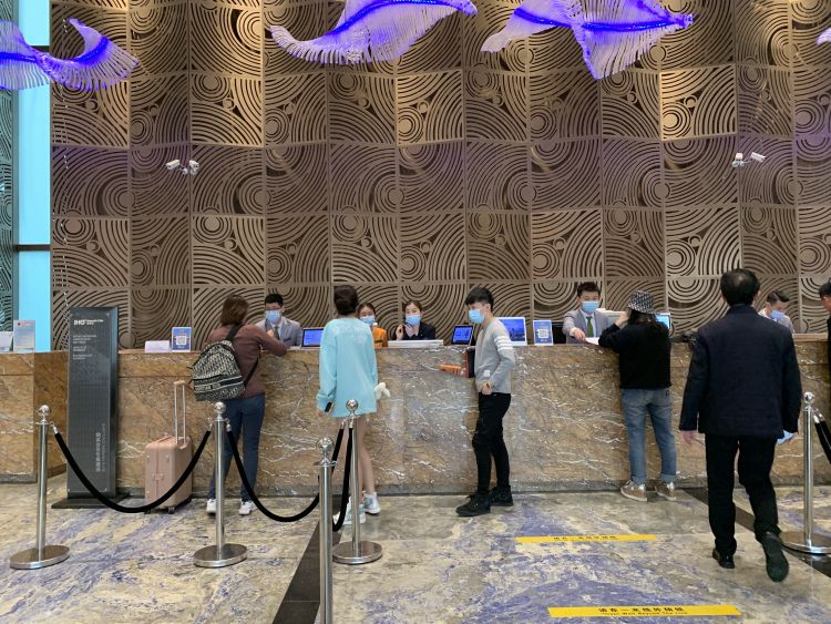 第一风口|V型反弹的旅游业背后：旅游目的地城市排位赛下半场，青岛如何*局破**