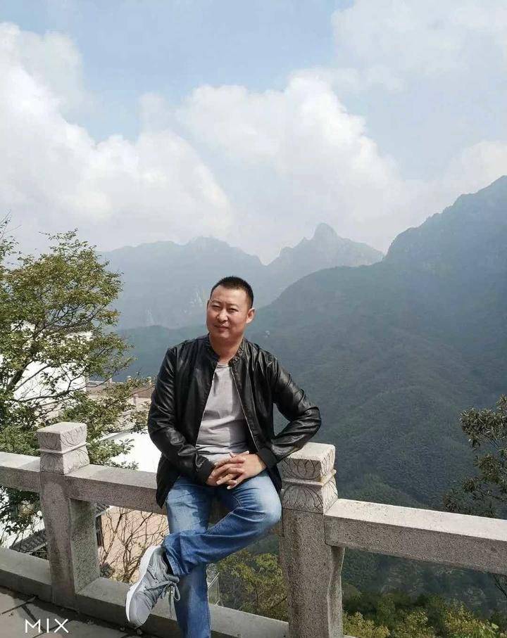 秋天的思念完整版原唱,秋天的思念送给我最牵挂的你