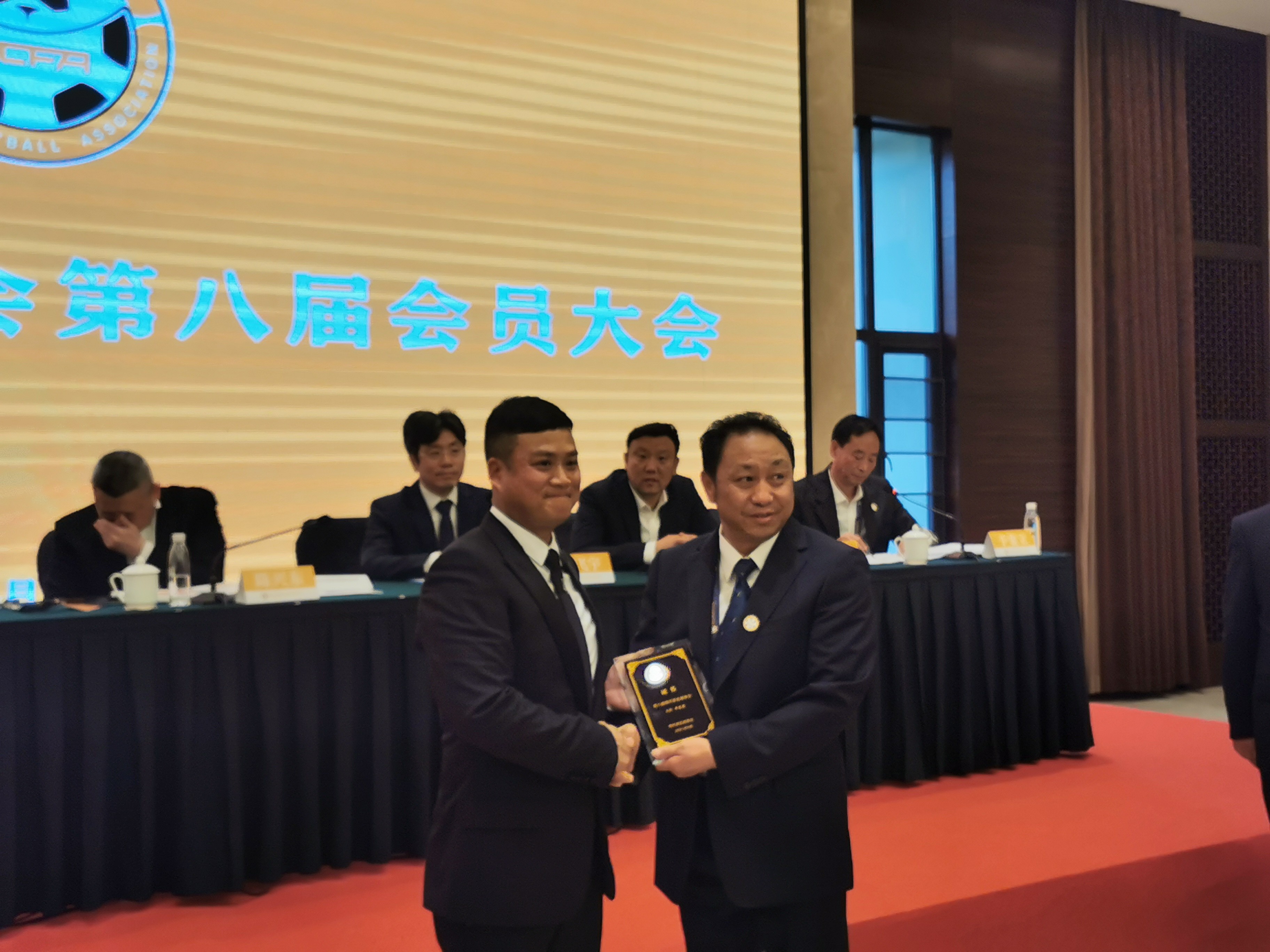 早安四川2016,首趟茶叶专列启程了