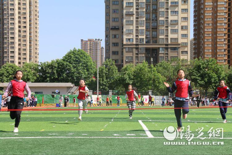 浐灞第二十小2024运动会开幕式,浐灞18小学运动会开幕式