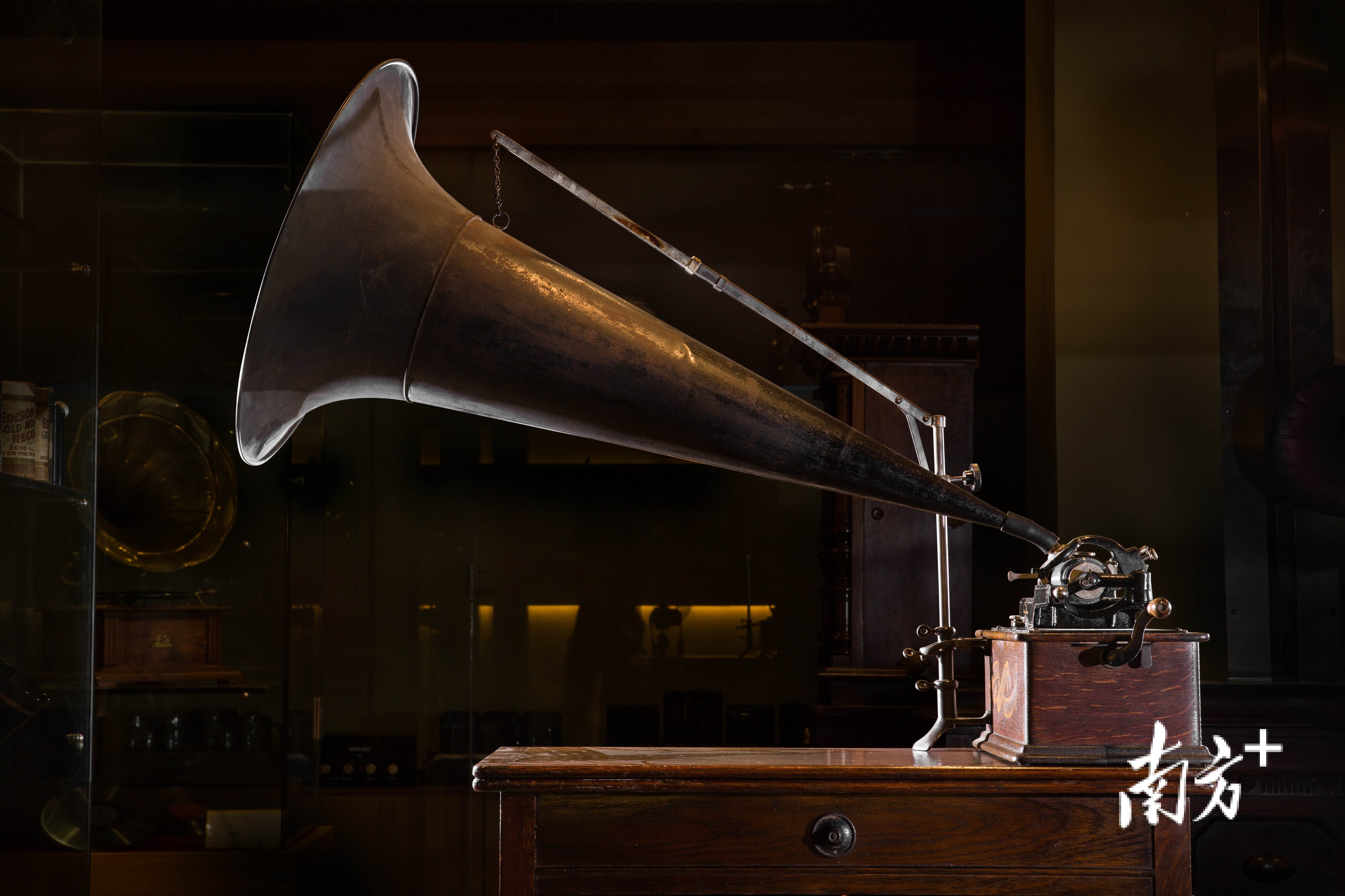 刀具龙头*江阳**十八子:持续植入文化元素造就发展新优势|小南叹高速