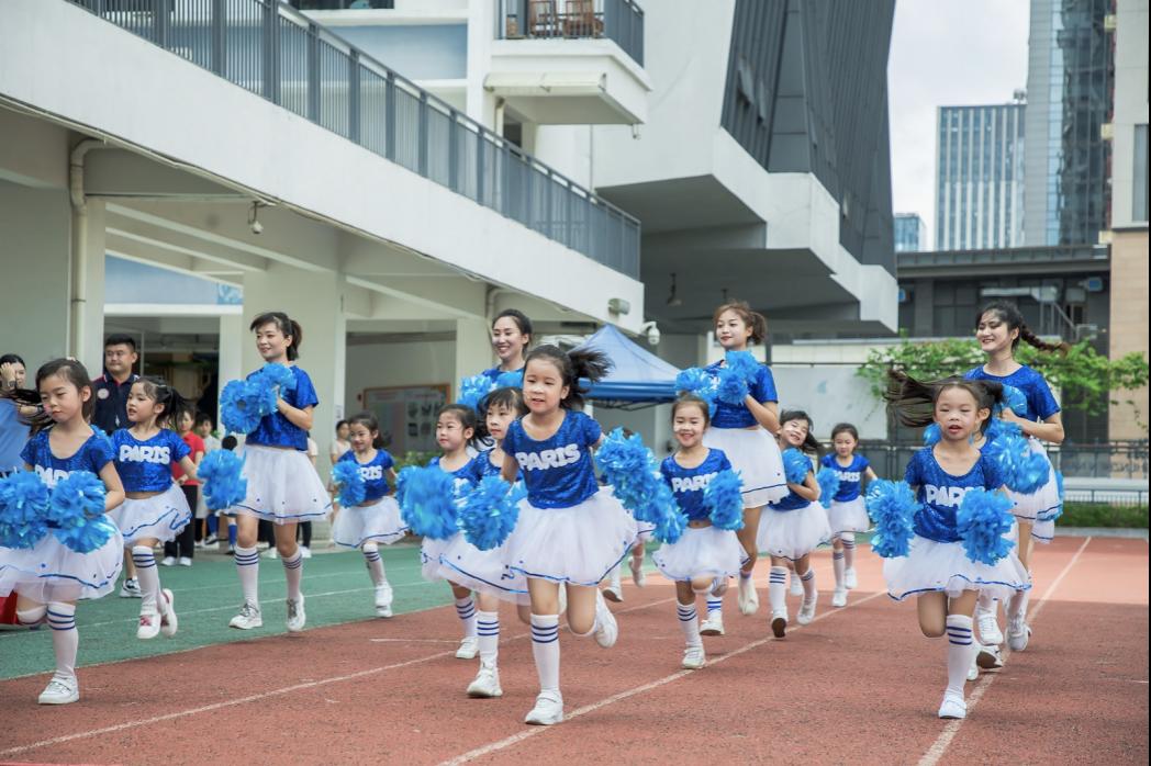 深圳60后足球联盟,足球从娃娃抓起完整版