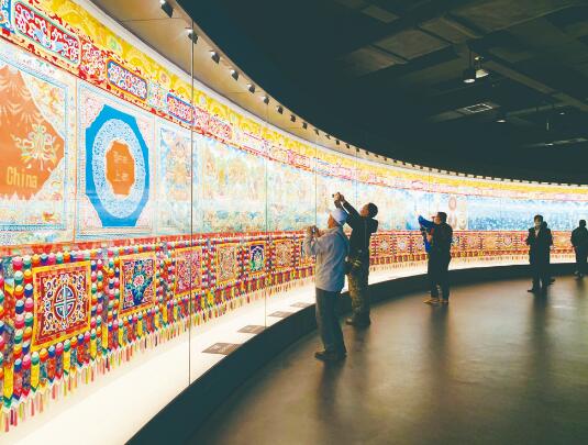 世界上最震撼的唐卡,吉尼斯世界纪录最长唐卡位于哪里