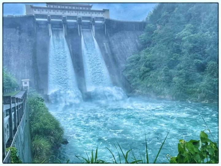 专业摄影师驾到,摄影师驾到统统闪开