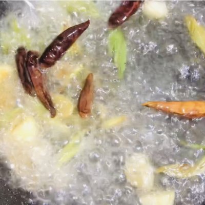 臭小苏说,想吃“红烧鲳鱼”啦