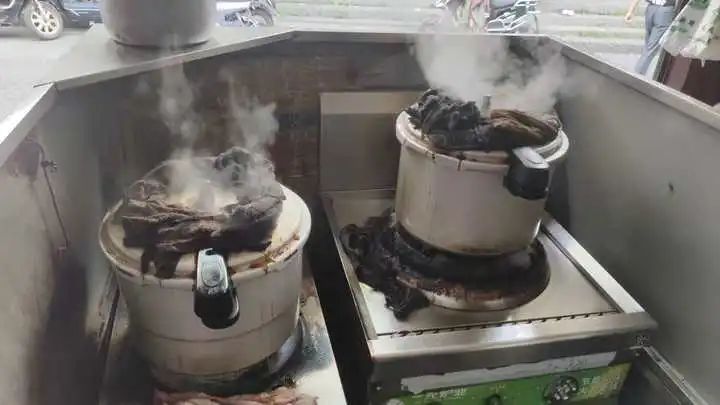 凌晨4点赶来买！15分钟300个售罄！杭城粽子店门口告示火了：真的不是我傲娇