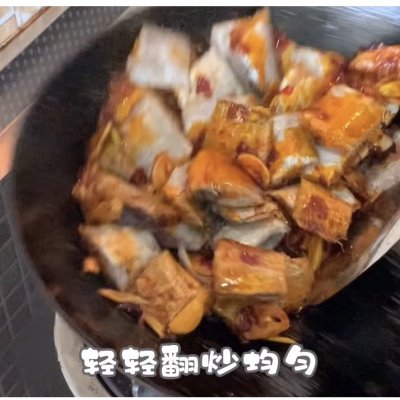 葱烧带鱼最正宗做法,一勺葱伴侣