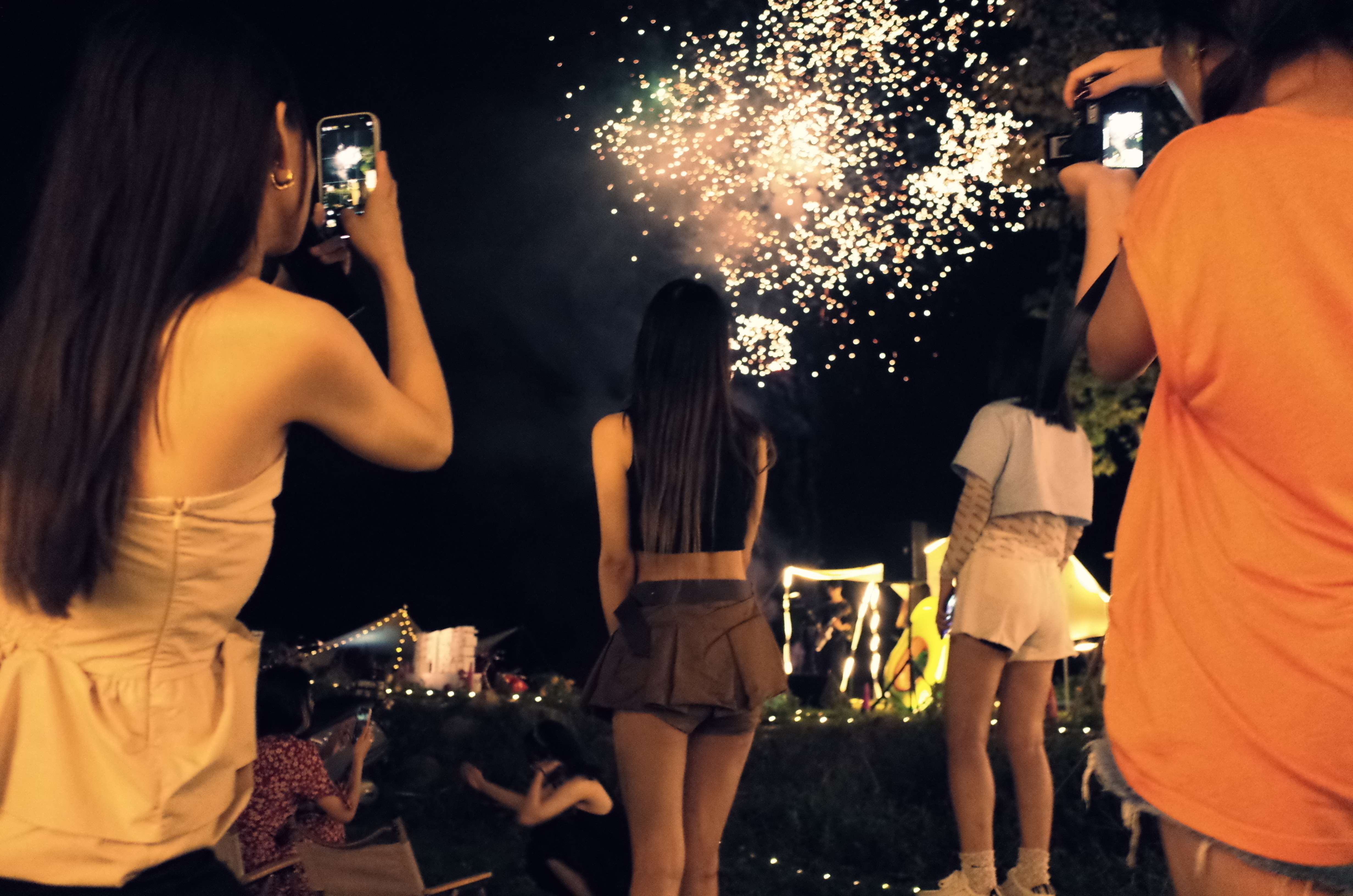 小资的中产幻想，明码标价999元